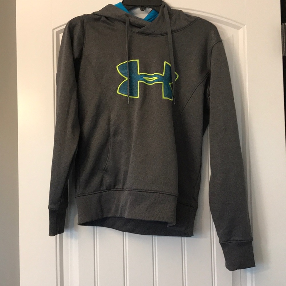 Under armour sweatshirt